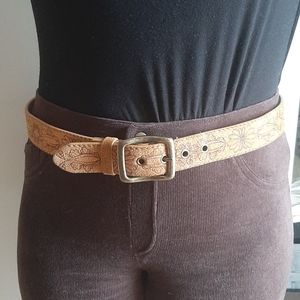 Billabong embossed leather belt